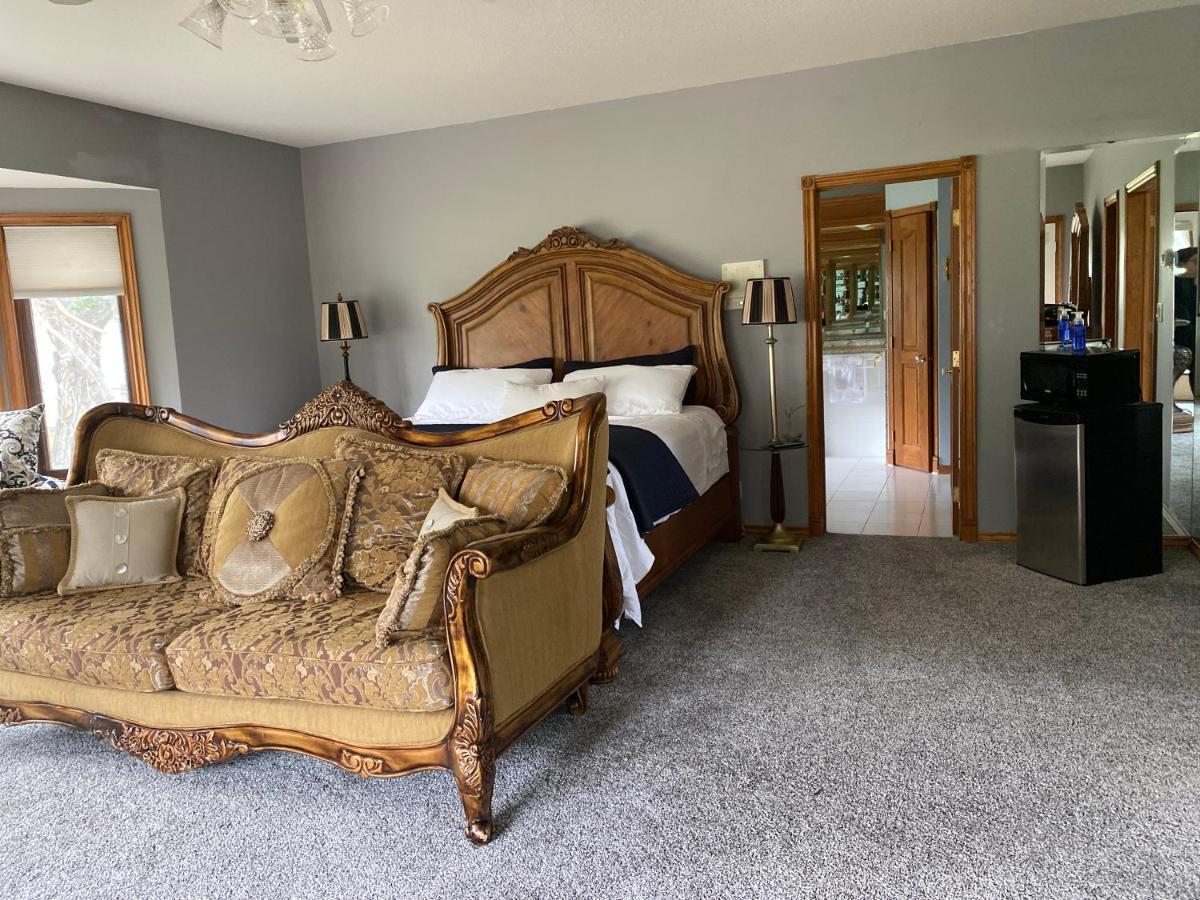 Rolling Hills Country Resort Bed And Breakfast Three Hills Экстерьер фото