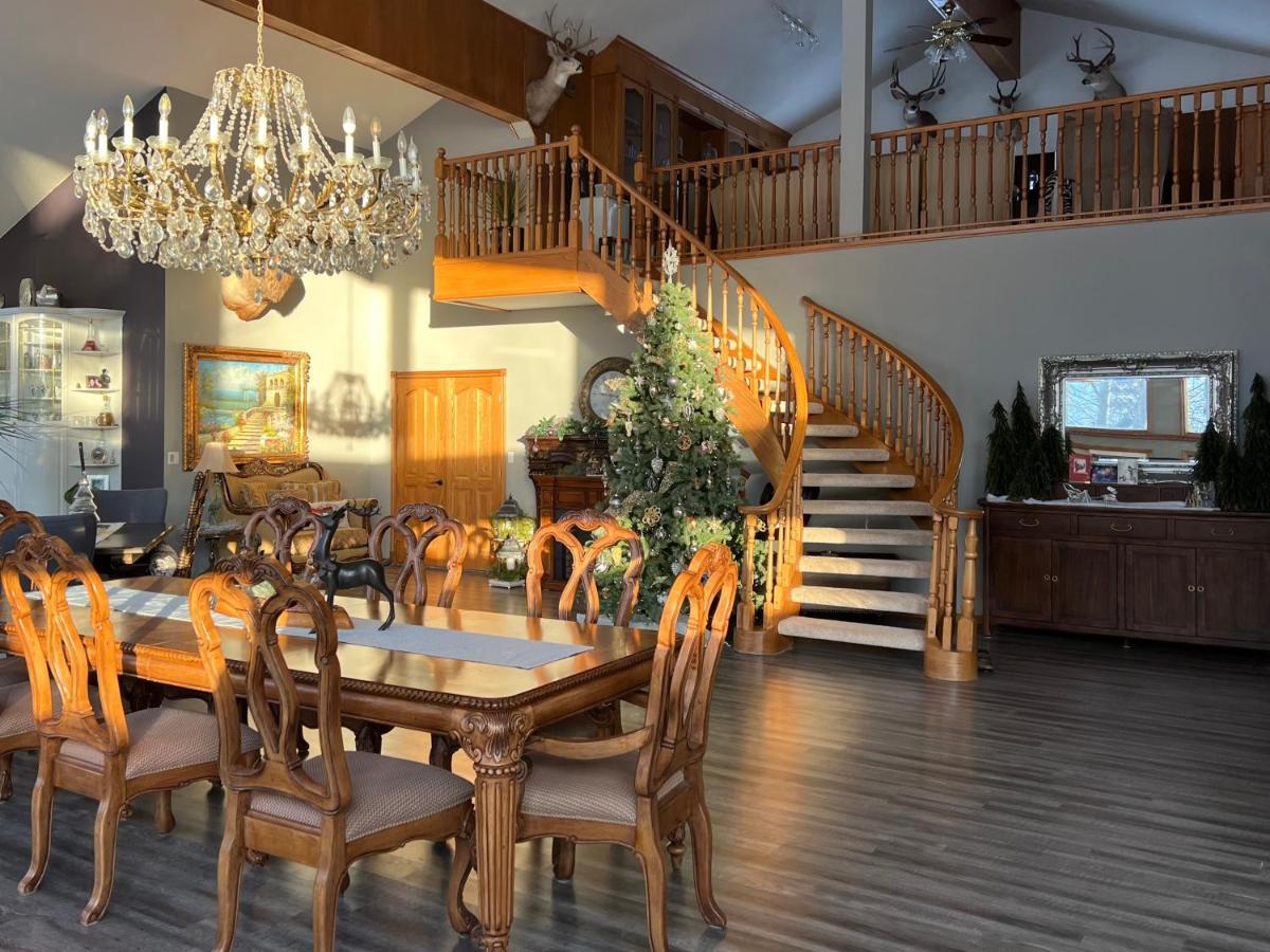 Rolling Hills Country Resort Bed And Breakfast Three Hills Экстерьер фото