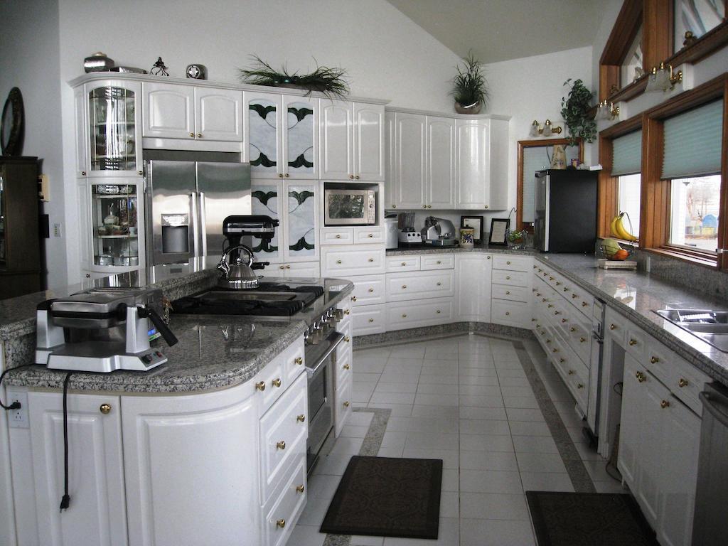 Rolling Hills Country Resort Bed And Breakfast Three Hills Экстерьер фото